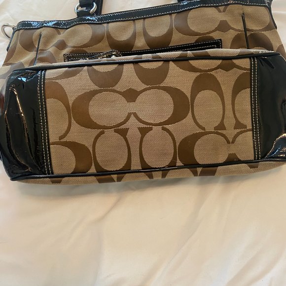 Coach F14941 Tan Black Laura Signature Monogram Canvas Shoulder Purse Authentic - Picture 5 of 13